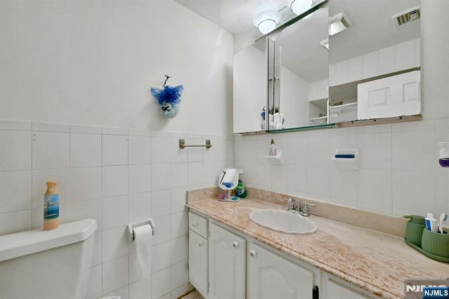 303 76th Street, North Bergen, NJ 07047