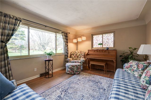 989 River Hills Road, Beavercreek, OH 45430