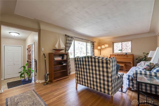 989 River Hills Road, Beavercreek, OH 45430