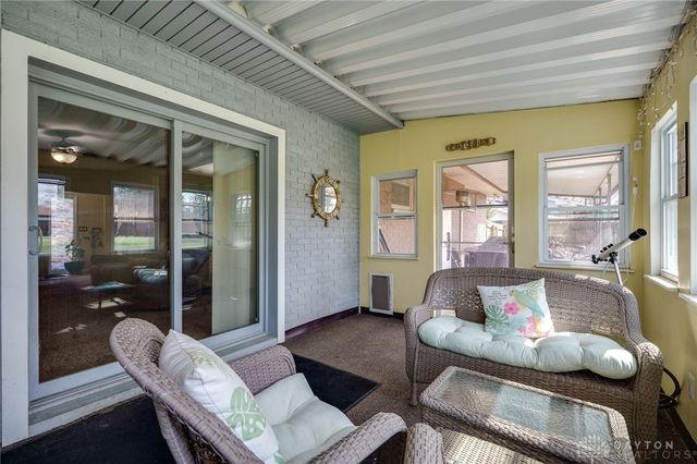 989 River Hills Road, Beavercreek, OH 45430