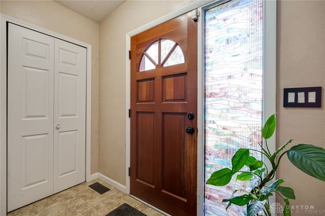 989 River Hills Road, Beavercreek, OH 45430