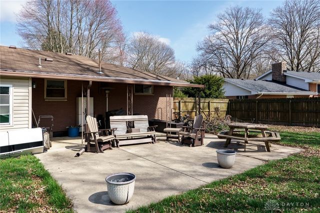 989 River Hills Road, Beavercreek, OH 45430