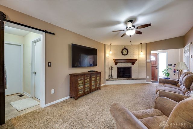 989 River Hills Road, Beavercreek, OH 45430