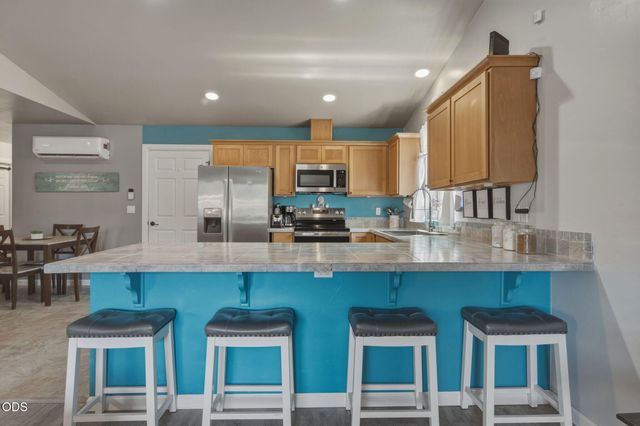 61382 SE Geary Drive, Bend, OR 97702