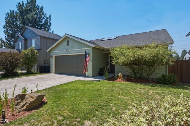61382 SE Geary Drive, Bend, OR 97702