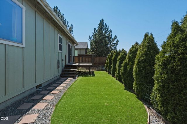 61382 SE Geary Drive, Bend, OR 97702