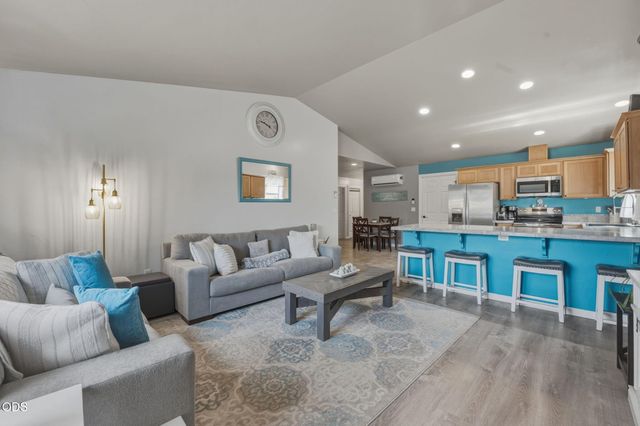 61382 SE Geary Drive, Bend, OR 97702