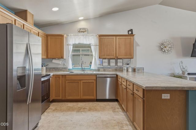 61382 SE Geary Drive, Bend, OR 97702