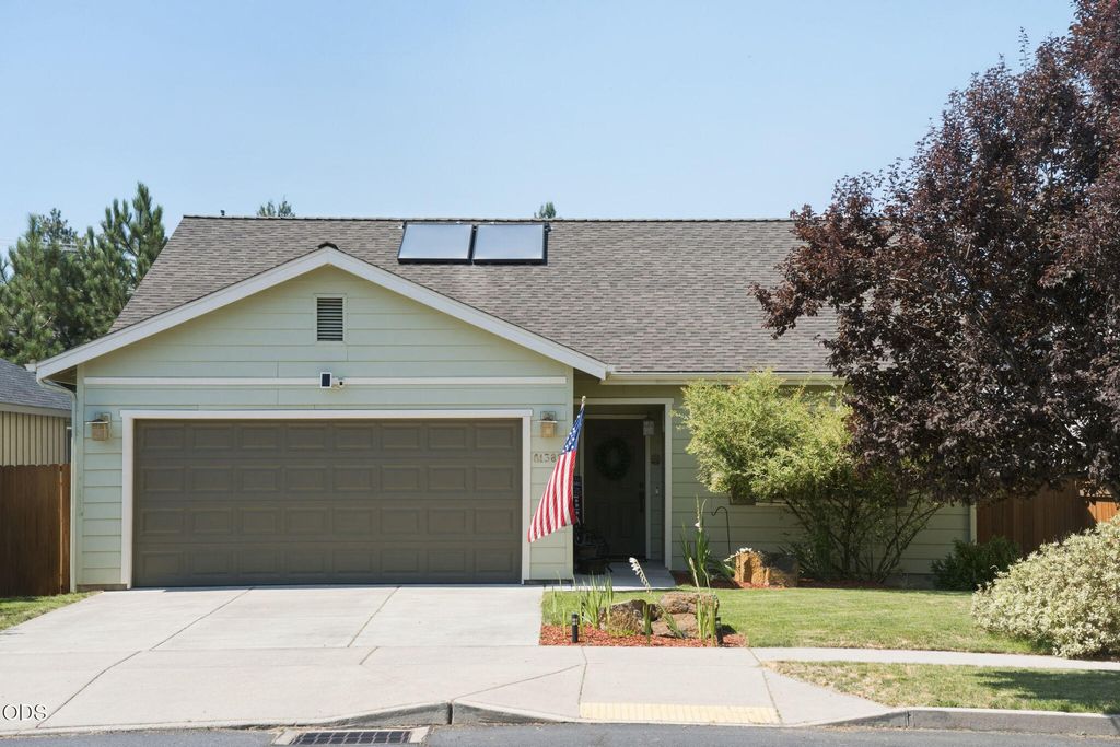 61382 SE Geary Drive, Bend, OR 97702