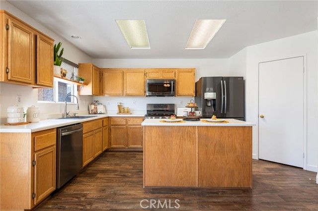 13293 Spicewood Court, Victorville, CA 92392