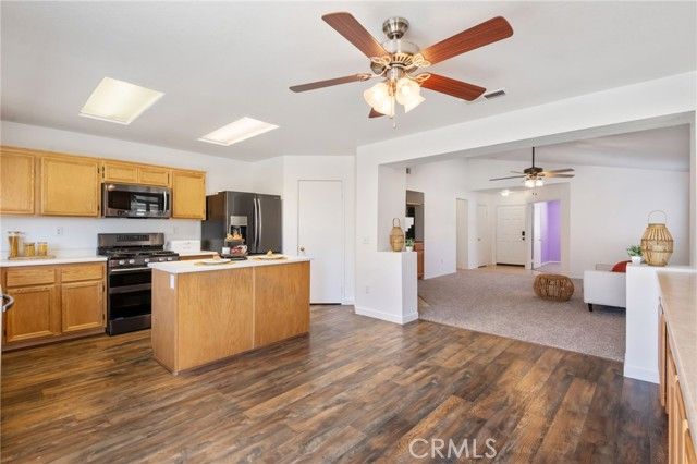 13293 Spicewood Court, Victorville, CA 92392