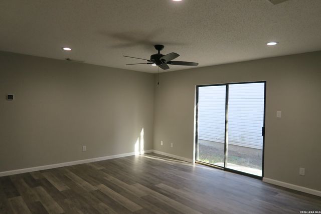 5546 Enchanted Draw, San Antonio, TX 78251