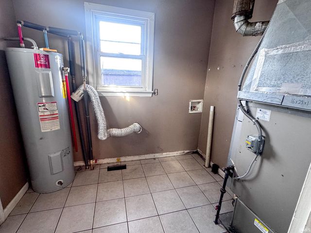 827 Allens Lane, Evansville, IN 47710