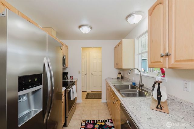 2864 SE Flaiz Court, Port Orchard, WA 98366