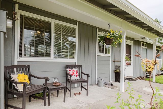 2864 SE Flaiz Court, Port Orchard, WA 98366