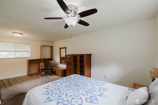 2864 SE Flaiz Court, Port Orchard, WA 98366