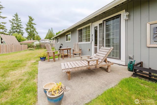 2864 SE Flaiz Court, Port Orchard, WA 98366