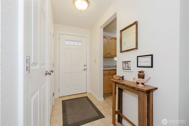 2864 SE Flaiz Court, Port Orchard, WA 98366