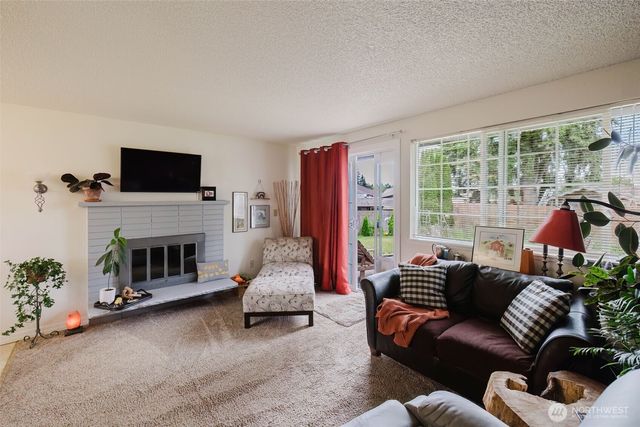 2864 SE Flaiz Court, Port Orchard, WA 98366