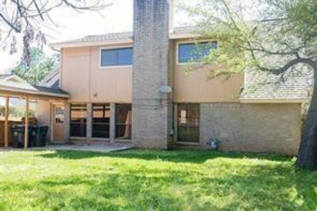 2907 Colonial Drive, Sugar Land, TX 77479