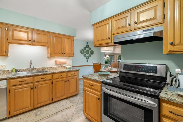 22 Laguna Way, Hot Springs Village, AR 71909