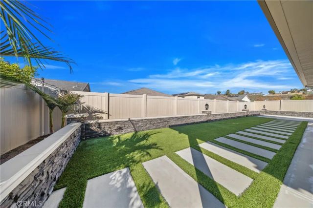 32587 Cert Street, Wildomar, CA 92595