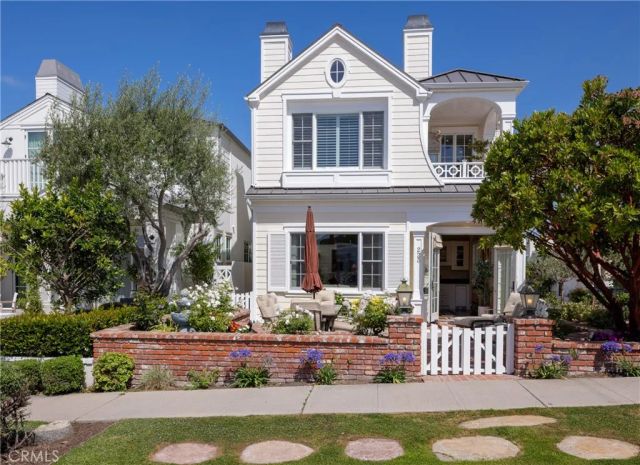 223 Marigold Avenue, Corona Del Mar, CA 92625