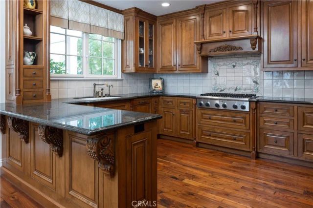 223 Marigold Avenue, Corona Del Mar, CA 92625