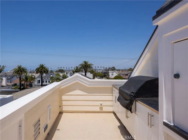 223 Marigold Avenue, Corona Del Mar, CA 92625