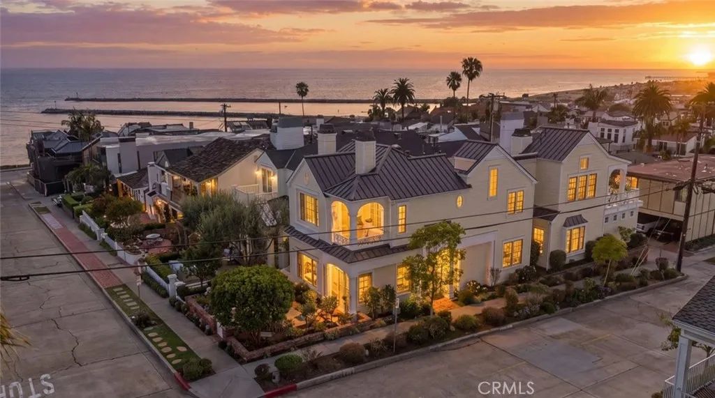 223 Marigold Avenue, Corona Del Mar, CA 92625
