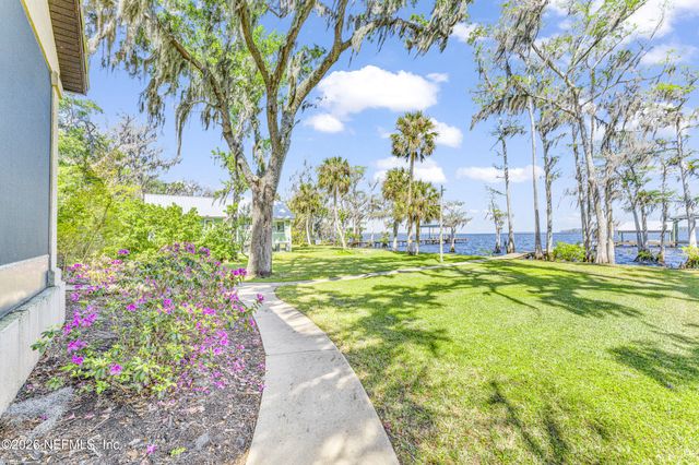 530 CLIFTON Road, Crescent City, FL 32112