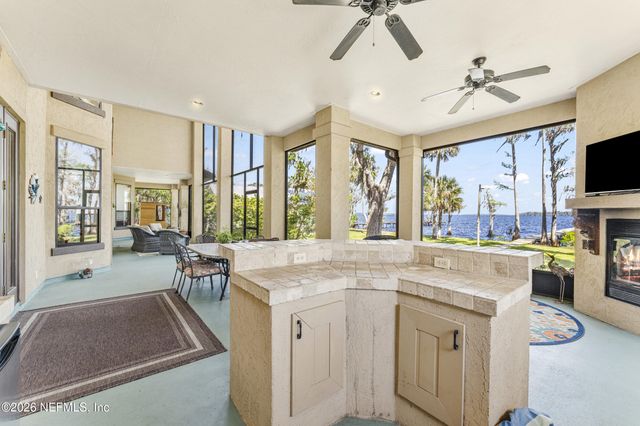 530 CLIFTON Road, Crescent City, FL 32112