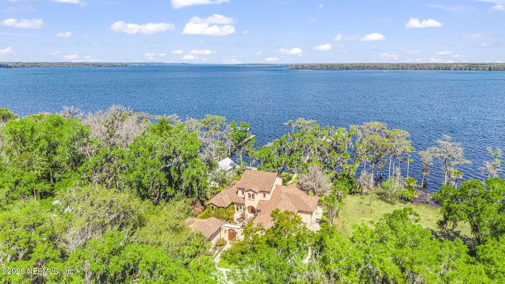 530 CLIFTON Road, Crescent City, FL 32112