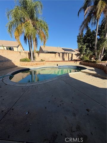 35994 Leah Lane, Yucaipa, CA 92399