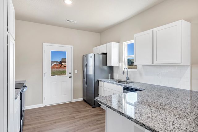 2896 S Maize Ct, Wichita, KS 67215