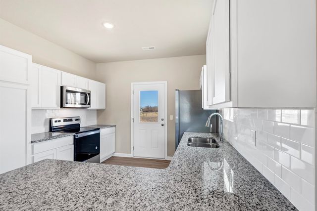 2896 S Maize Ct, Wichita, KS 67215