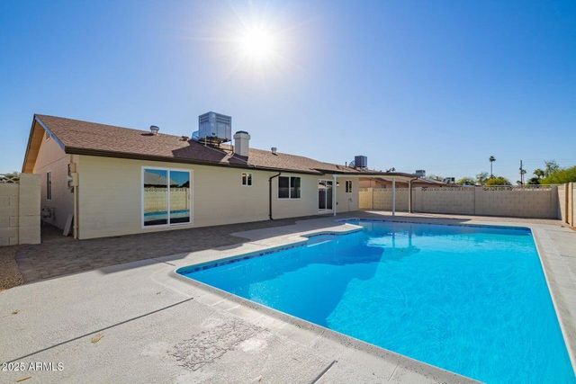 4220 W State Avenue, Phoenix, AZ 85051