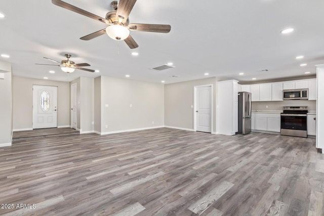 4220 W State Avenue, Phoenix, AZ 85051