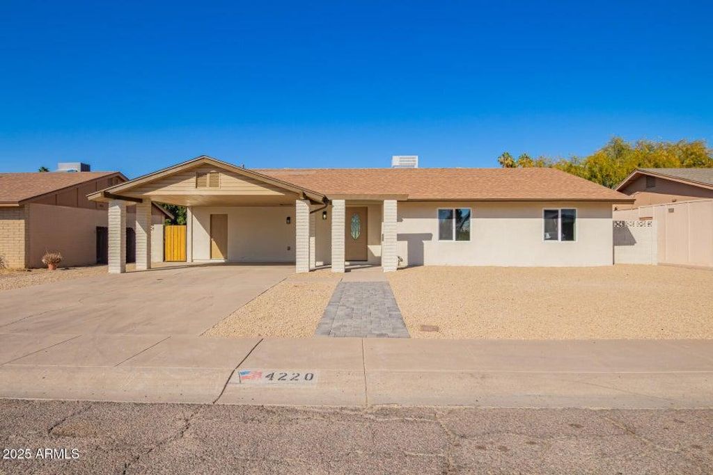 4220 W State Avenue, Phoenix, AZ 85051