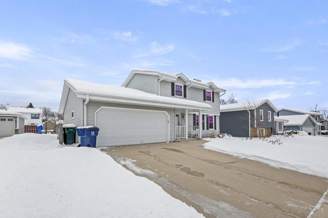 8500 S Parknoll DRIVE, Oak Creek, WI 53154