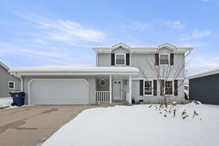8500 S Parknoll DRIVE, Oak Creek, WI 53154