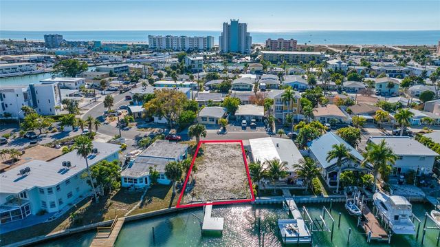 11075 3RD STREET E, Treasure Island, FL 33706