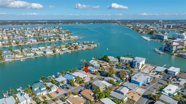 11075 3RD STREET E, Treasure Island, FL 33706