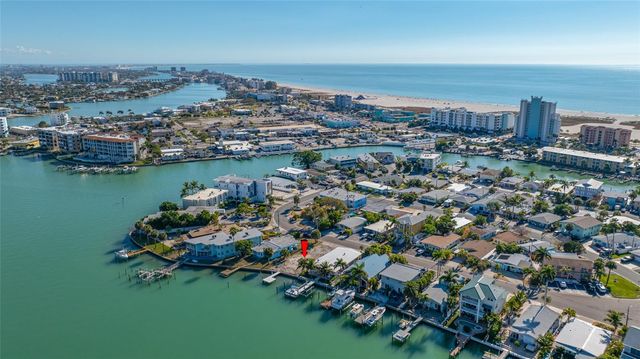11075 3RD STREET E, Treasure Island, FL 33706