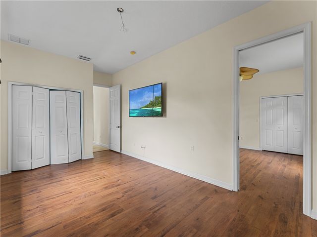 420 22nd Avenue SW, Vero Beach, FL 32962