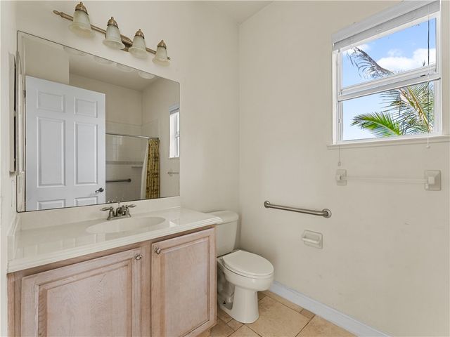 420 22nd Avenue SW, Vero Beach, FL 32962