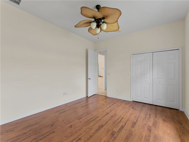 420 22nd Avenue SW, Vero Beach, FL 32962