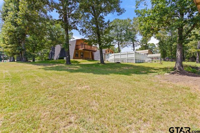 13833 Big Oak Bay Rd, Tyler, TX 75707