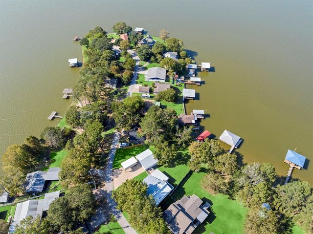 610 Sandy Ridge Drive, Livingston, TX 77351