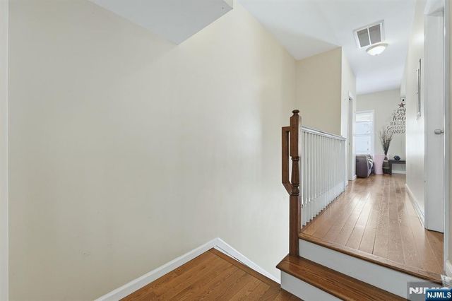 314 W 7th Avenue, Newark, NJ 07107